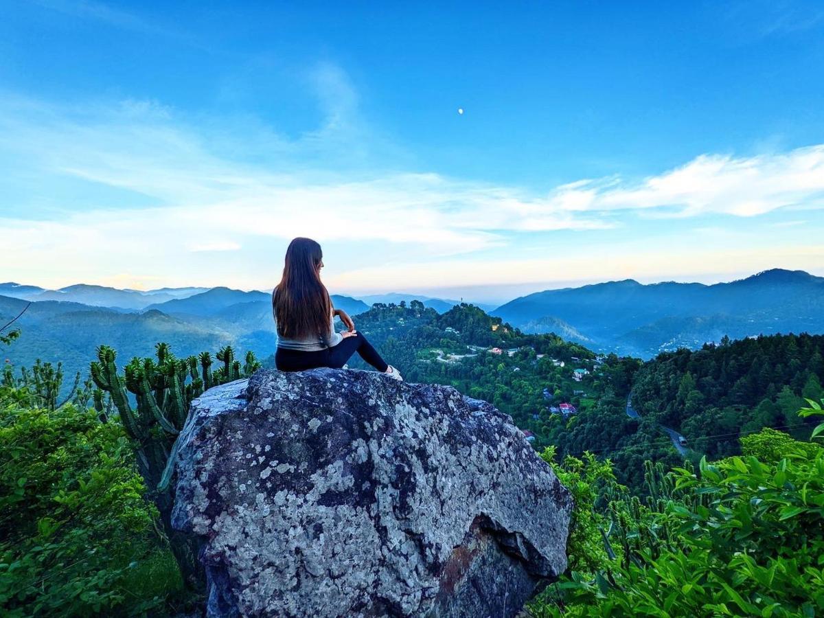 Hotel Blue Book At Gethia, Nainital Esterno foto
