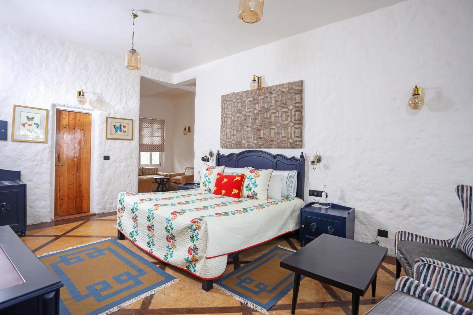 Hotel Blue Book At Gethia, Nainital Esterno foto