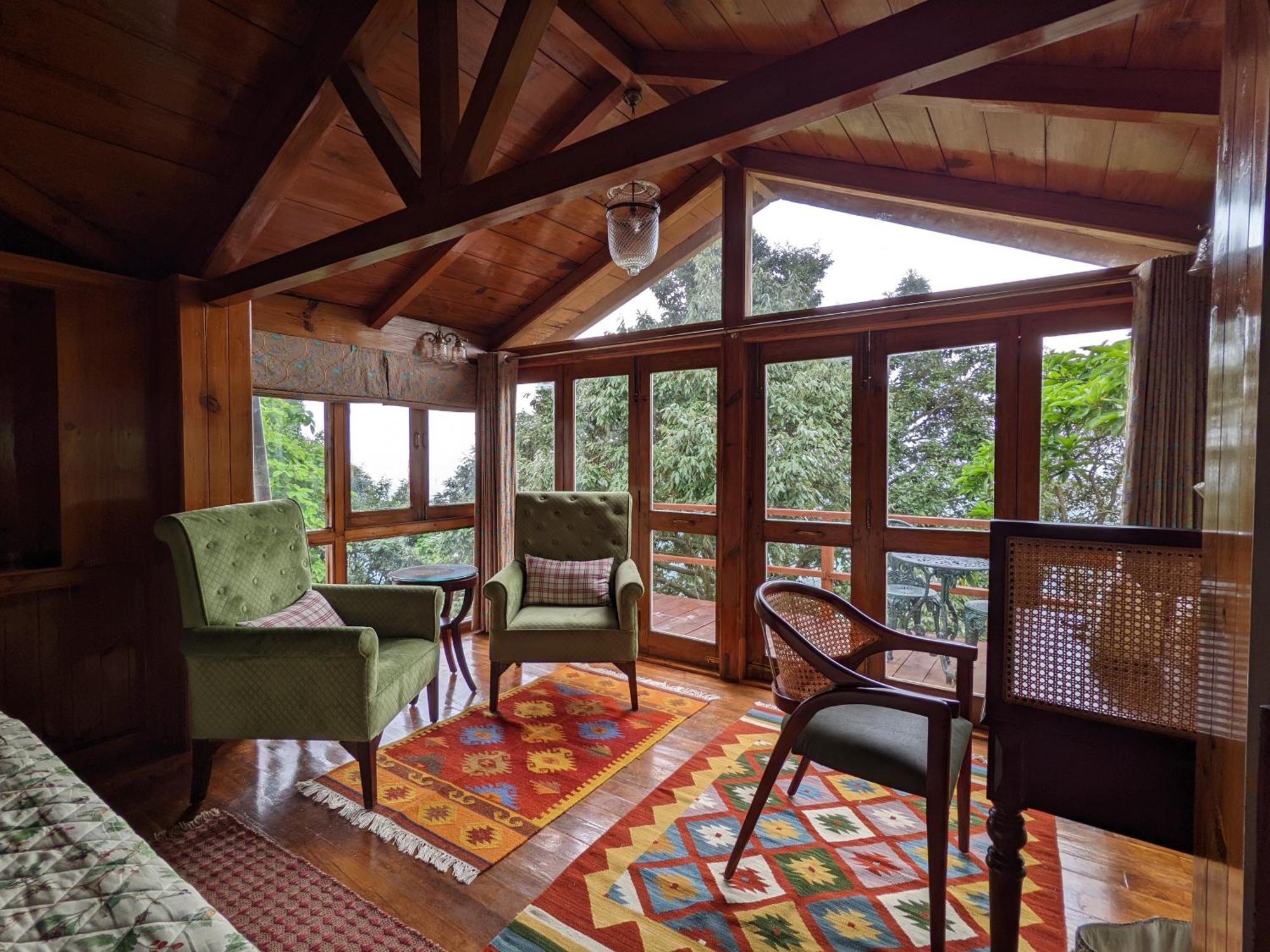 Hotel Blue Book At Gethia, Nainital Esterno foto