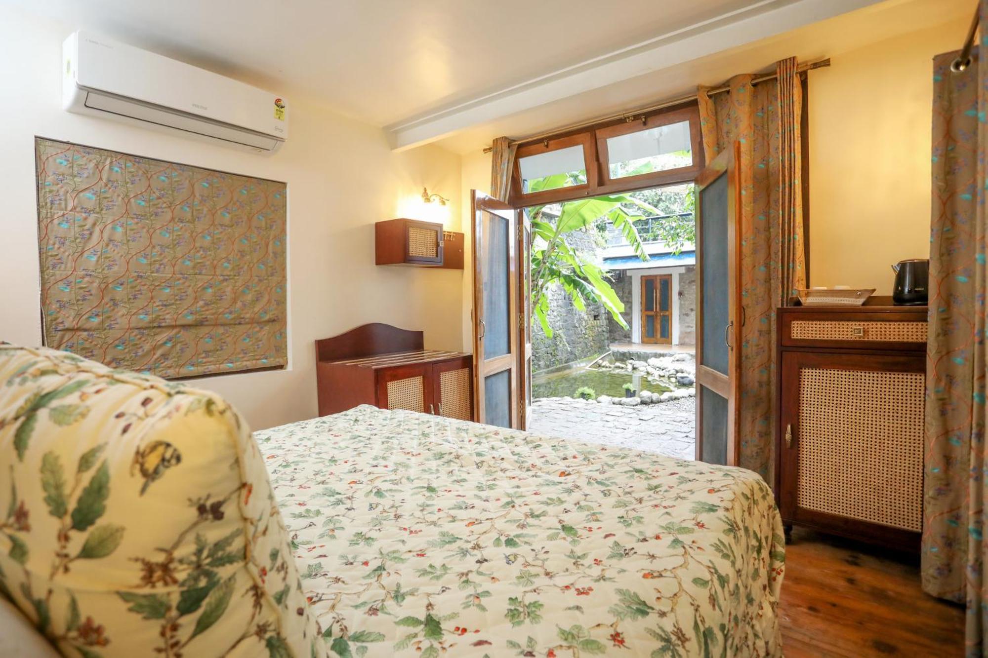 Hotel Blue Book At Gethia, Nainital Esterno foto